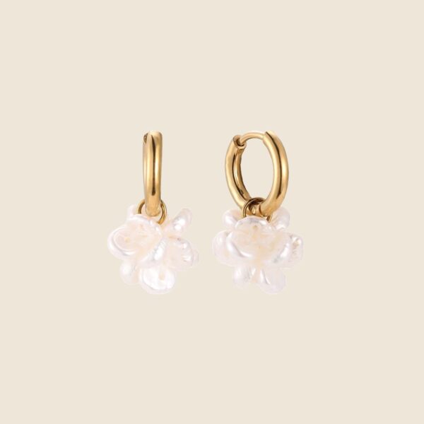 Fancy summer earrings gold