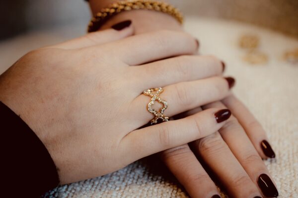 Clover and diamonds ring - gold