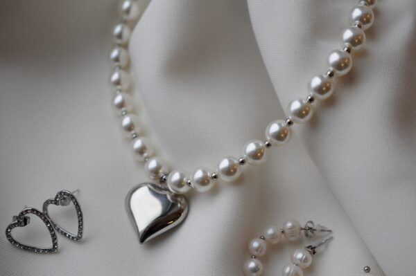 Precious heart necklace - silver